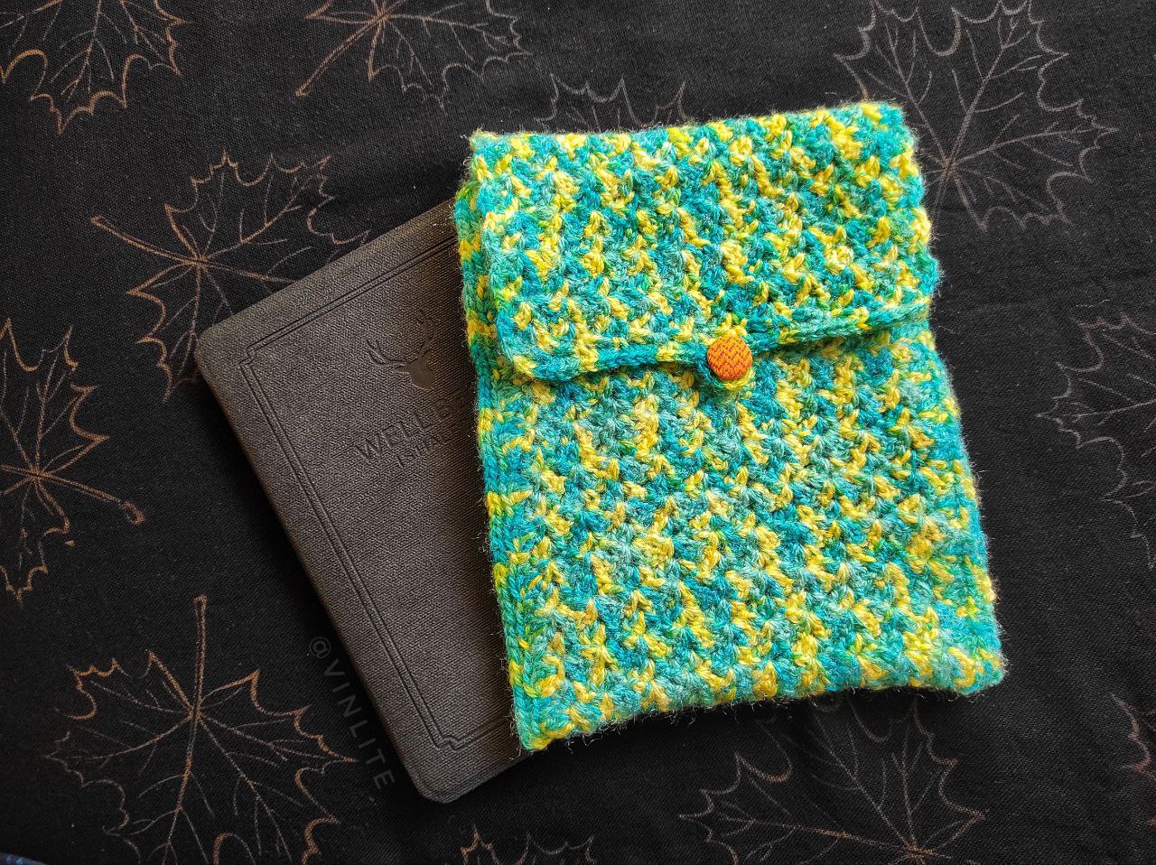 Crochet Cover for Kindle